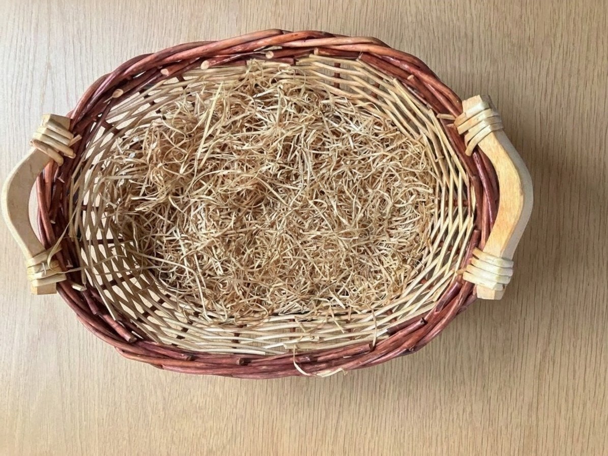 Decoratieve rieten mand met handvatten, Gebruikt, Mand, Gevlochten, Ophalen of Verzenden