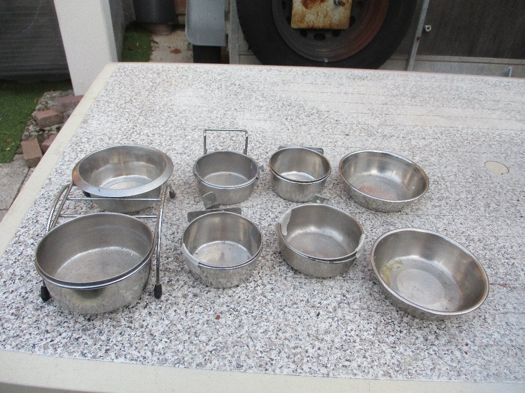 8 r,v,s bakjes samen, Ophalen, Zo goed als nieuw, Kooi-accessoires