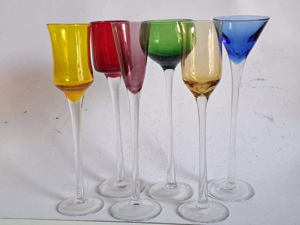 6 mini likeurglaasjes jaren '70, diverse kleuren, Ophalen of Verzenden