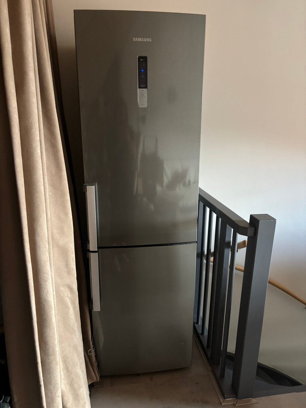 Koel vries combinatie samsung, Witgoed en Apparatuur, 200 liter of meer, Met aparte vriezer, Zo goed als nieuw, 160 cm of meer