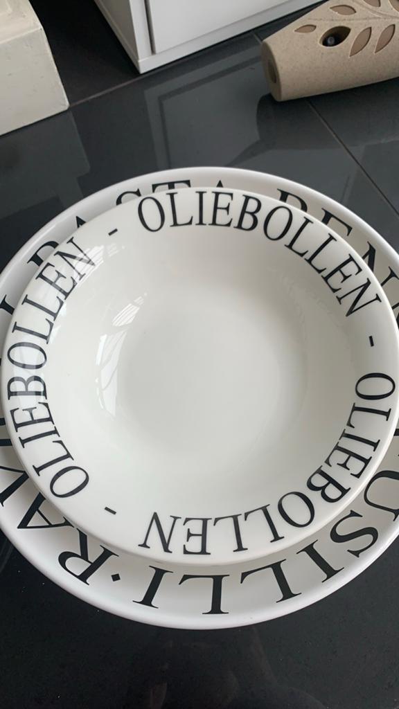 Oliebollen schalen - Set van 2, Huis en Inrichting, Keuken | Servies, Keramiek, Ophalen of Verzenden, Effen, Schaal of Schalen