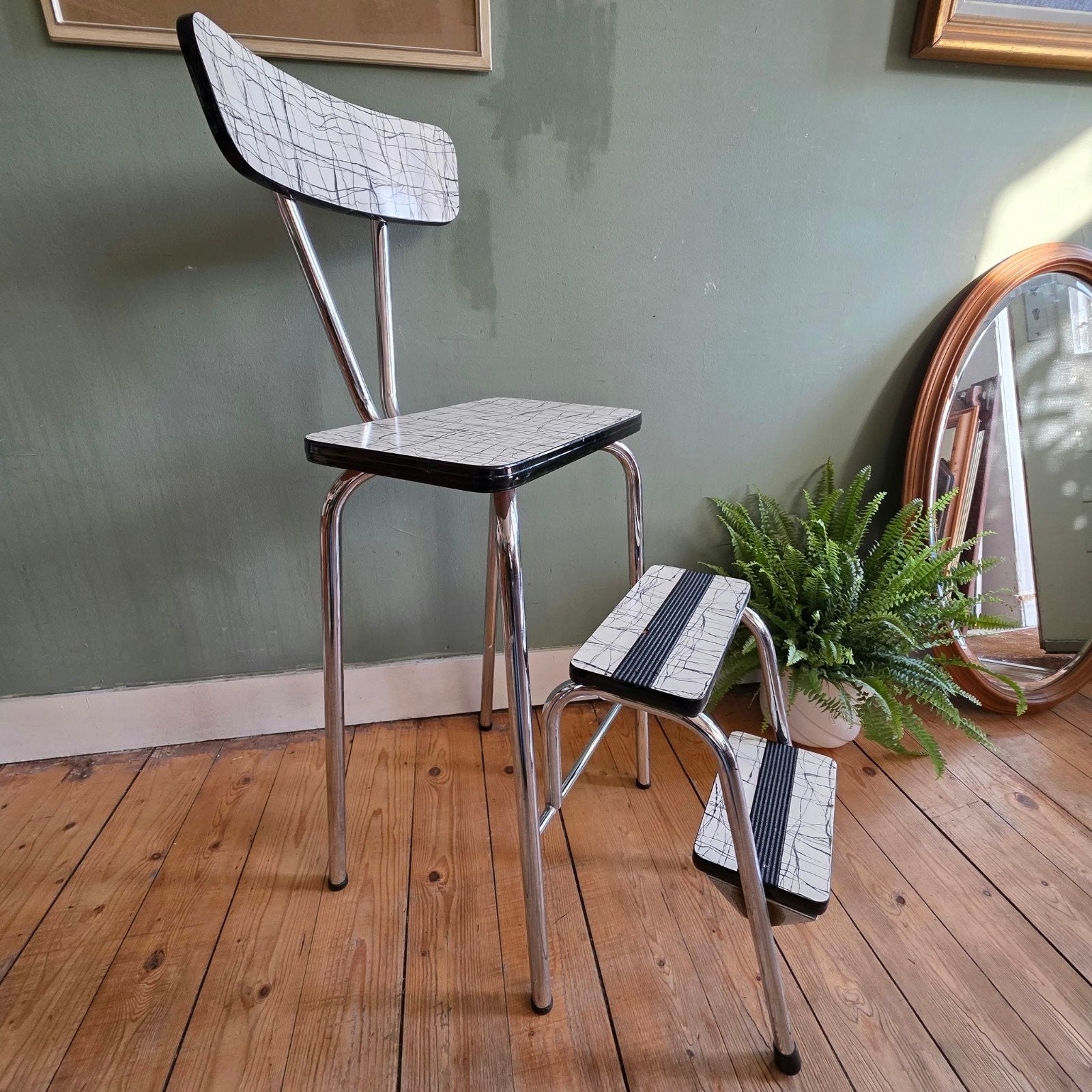 Lucky Vintage hoge keukenstoel met trappetje formica '60, Ophalen, ., Wit, Vintage