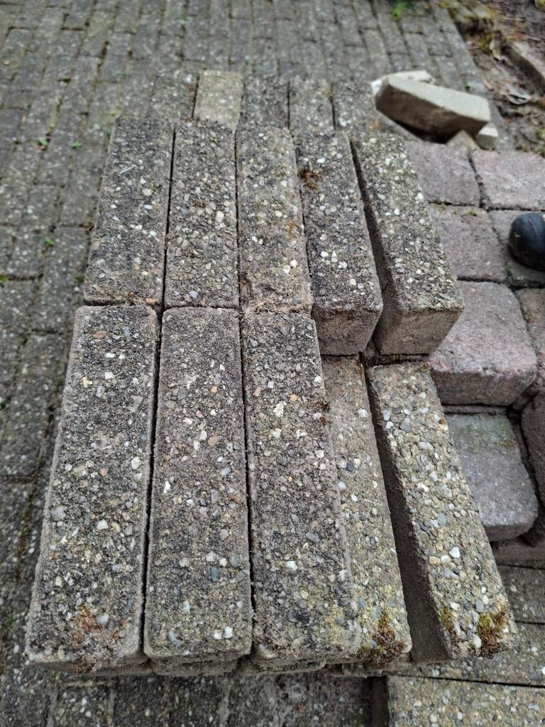 Gratis Waaltjes ca 15 m2., Tuin en Terras, Tegels en Klinkers, Ophalen, Gebruikt, Klinkers, 10 m² of meer
