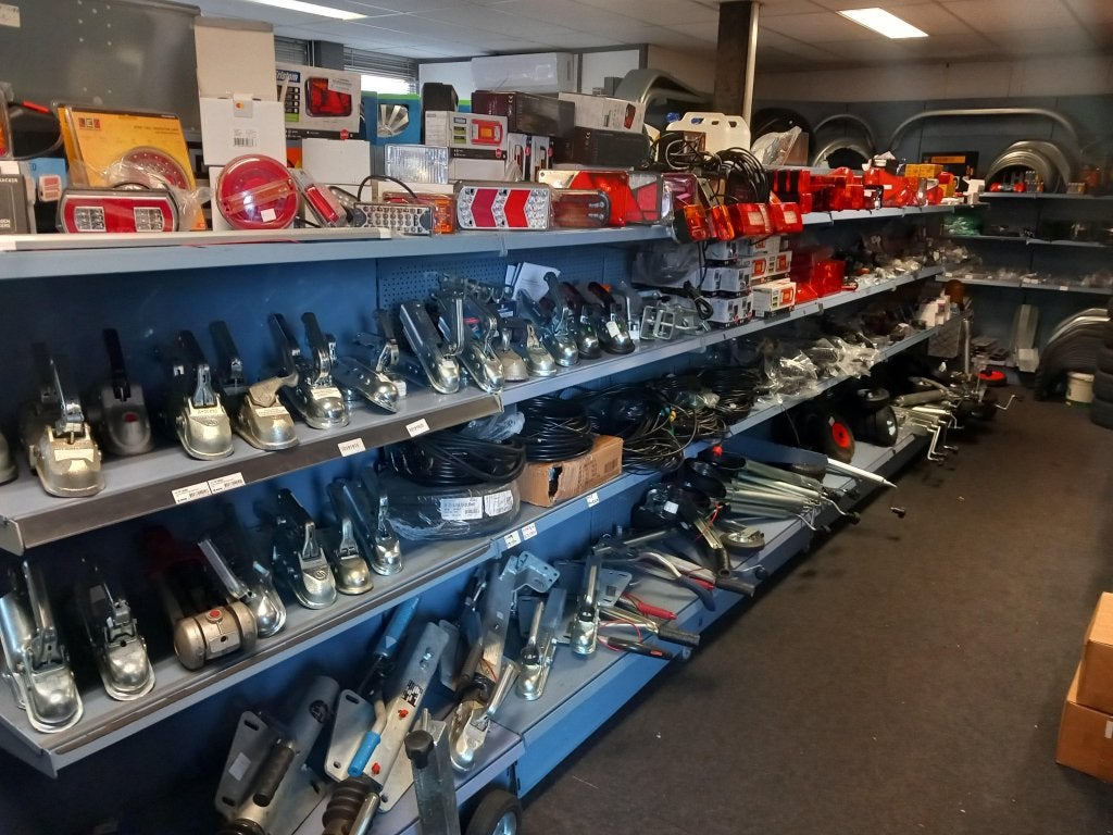 motor Trailers € 675 OOK INKOOP ALLES AANBIEDEN, Nieuw