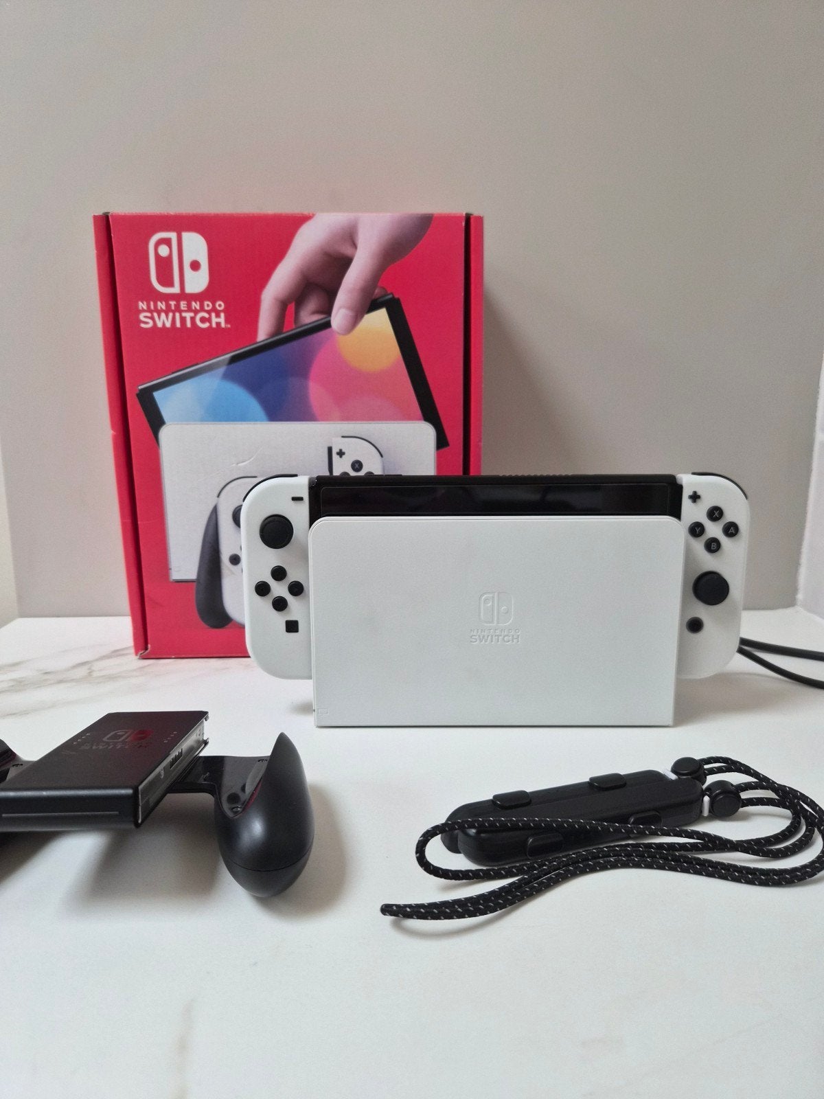 Nintendo Switch OLED Wit - Zo goed als nieuw, Ophalen, Zo goed als nieuw, Met 2 controllers, Switch OLED