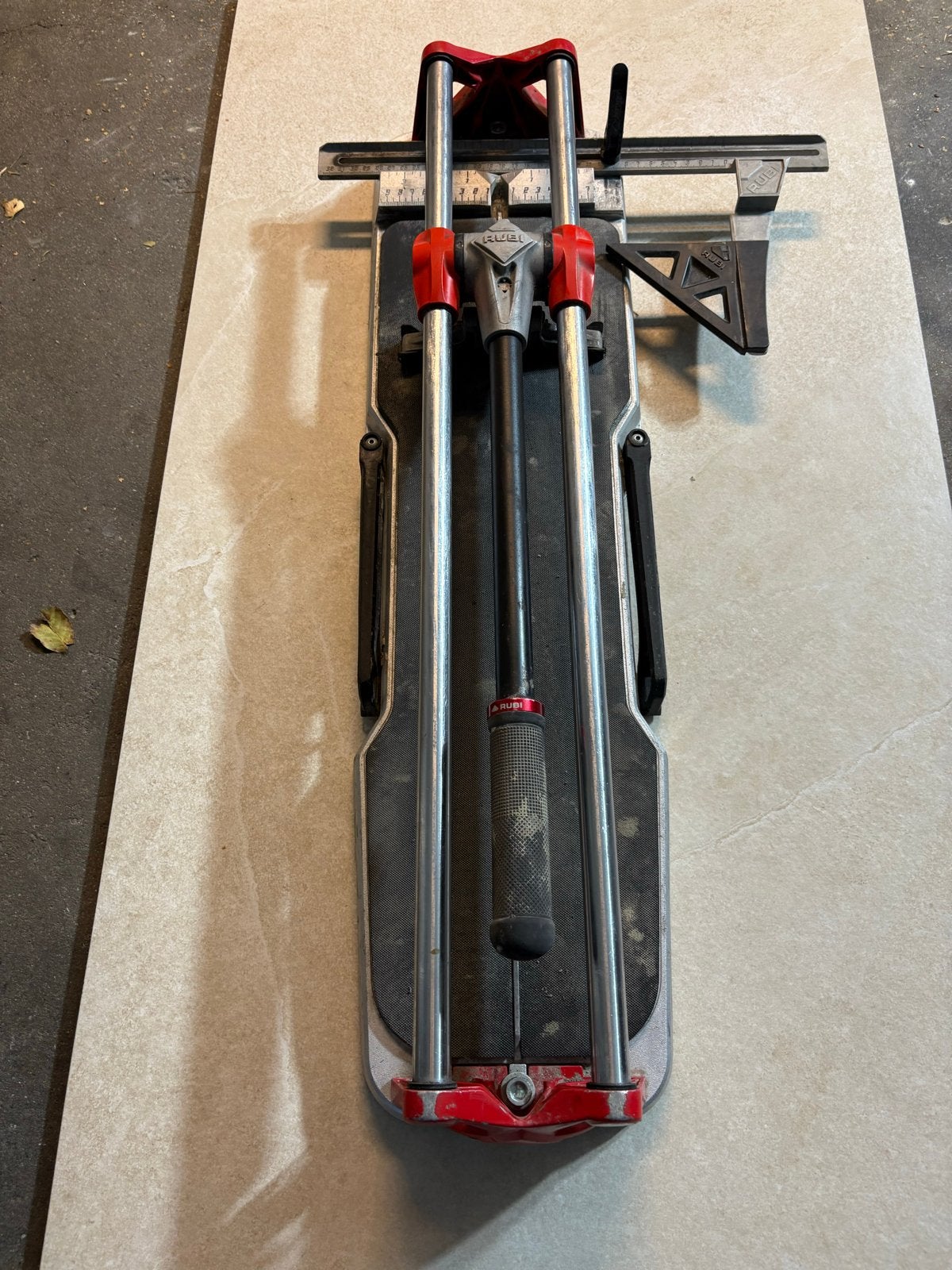Rubi Speed 62 Magnet Tegelsnijder - Zo goed als nieuw, Ophalen, 60 cm of meer, Gebruikt, Keramiek