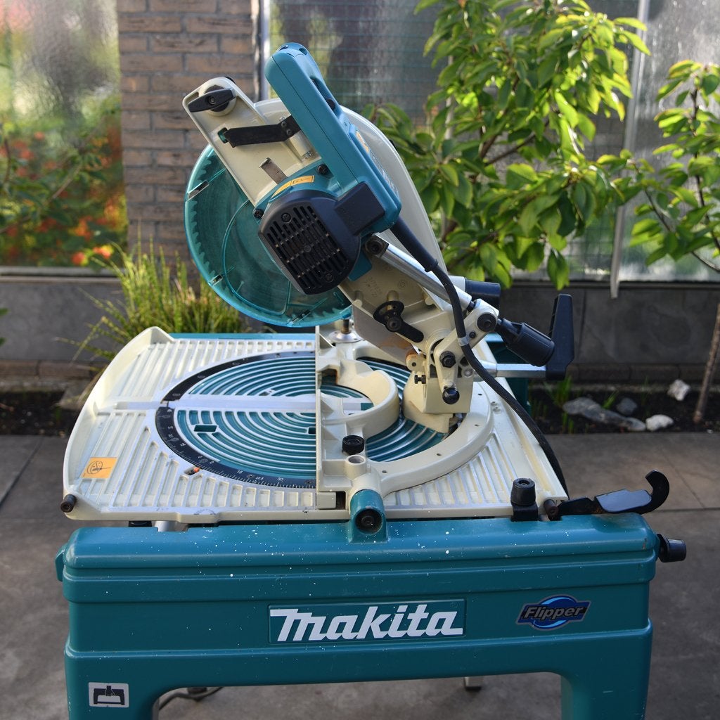 Makita afkort en verstekzaag, Ophalen, Gebruikt, Makita, Afkortzaag