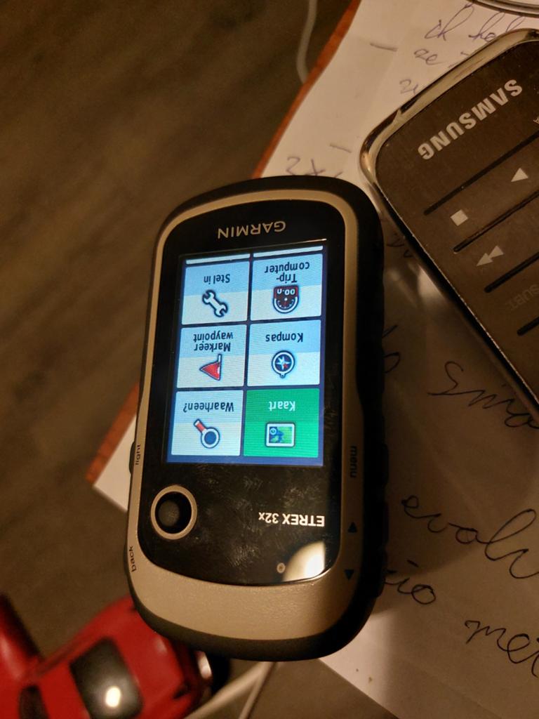 Garmin eTrex 32x GPS-navigatie voor outdoor avonturen, Ophalen of Verzenden, Gebruikt