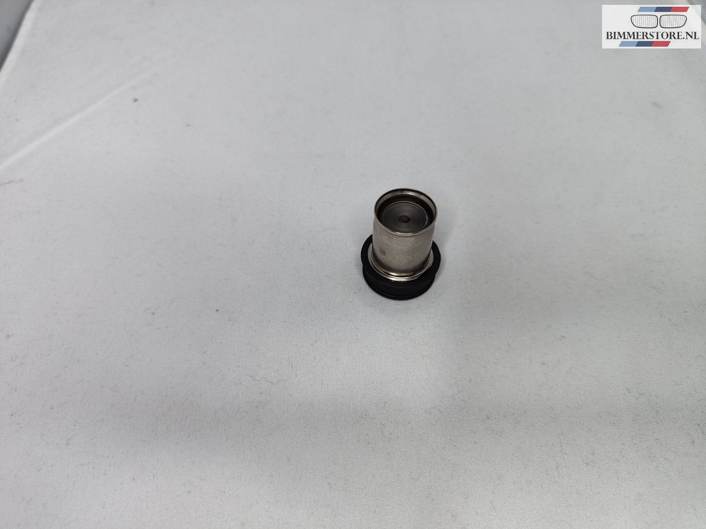 Foto 4 van Aanstekerplug BMW 3 / 5 / 8 Z3 Z8 serie E36 E39 E31 61348372