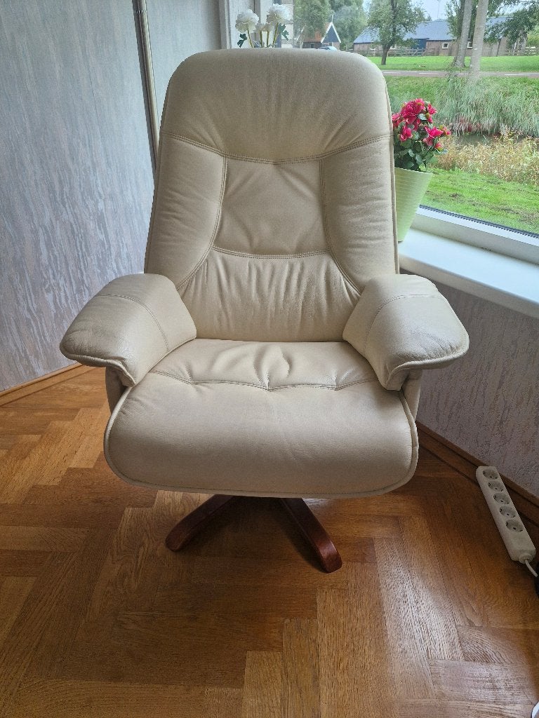 te koop 2 fauteuils (wit en groen leer), Huis en Inrichting, Ophalen, Gebruikt, 50 tot 75 cm, Leer