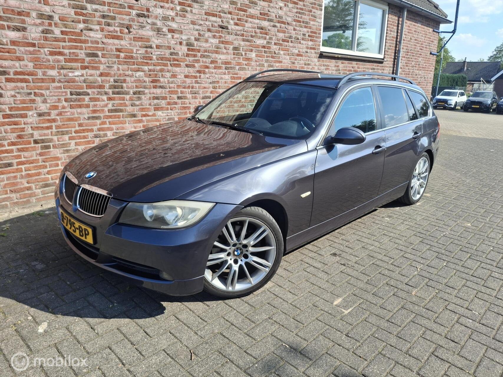 BMW 3-serie Touring 325i, Auto's, Automaat, Achterwielaandrijving, Gebruikt, 2494 cc