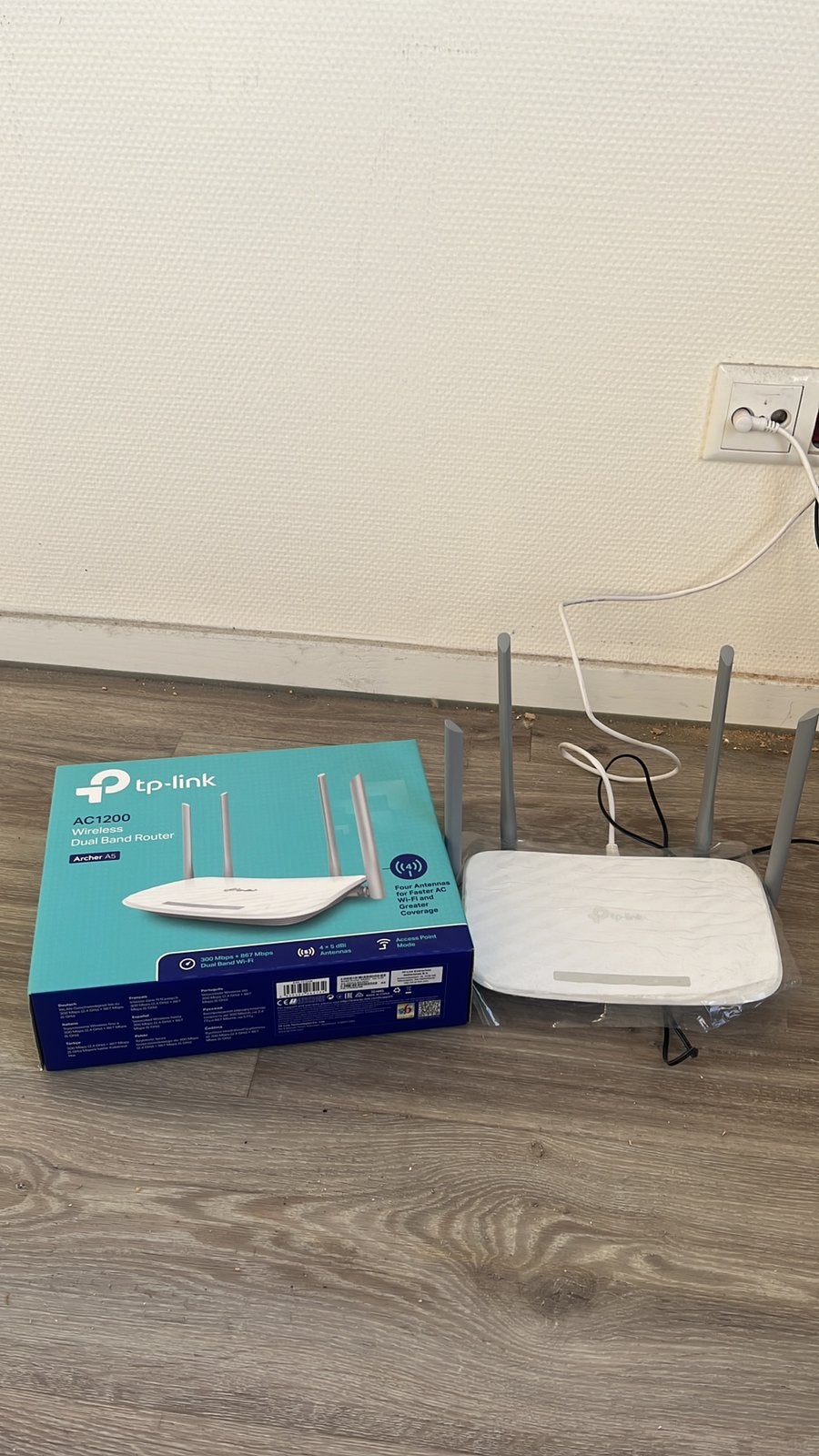 tp-link wifi router, 1 tot 500 gram, 100 kg of meer, Ophalen of Verzenden, Zo goed als nieuw