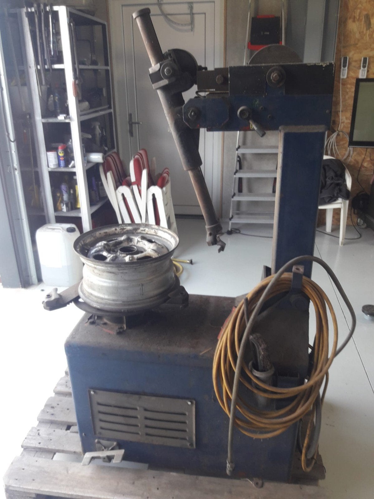 Bandenwissel machine krachtstroom, Ophalen, Gebruikt
