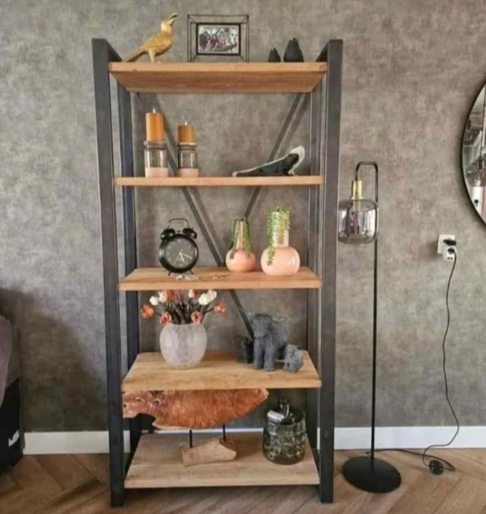 Te koop: Prachtige kast, Huis en Inrichting, Kasten | Wandmeubels, Ophalen, Met plank(en), 200 cm of meer, Zo goed als nieuw