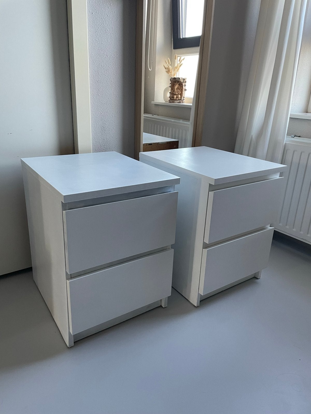 IKEA Malm nachtkastje wit, Huis en Inrichting, Slaapkamer | Nachtkastjes, Ophalen, Minder dan 45 cm, 55 tot 70 cm, Zo goed als nieuw
