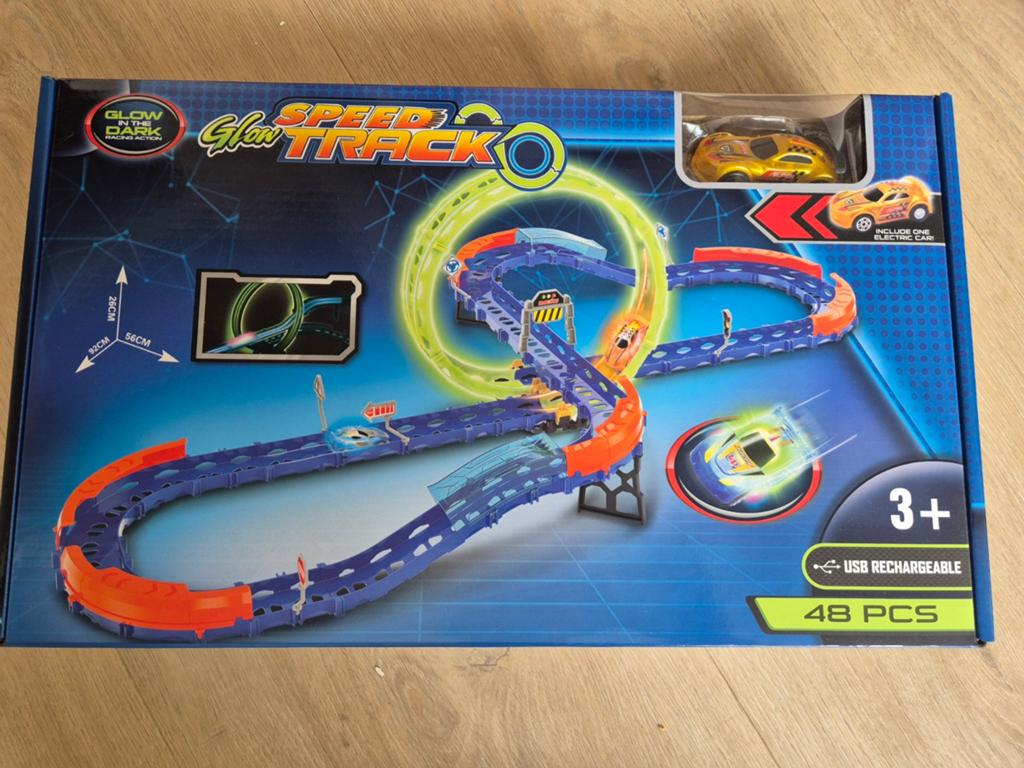 Nieuwe Glow Speed Track Racebaan - Ongeopend!, Overige merken, Racebaan, Zelf te bouwen, Nieuw