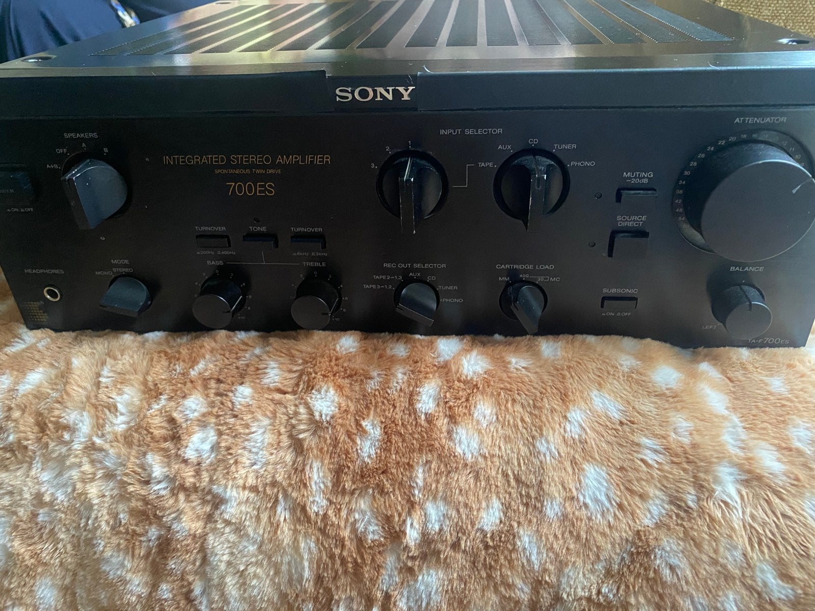 Sony 700es, Audio, Tv en Foto, Versterkers en Receivers, Gebruikt, Ophalen of Verzenden, Sony, 120 watt of meer