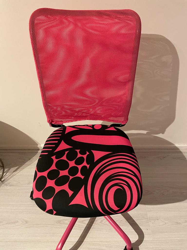 Roze bureaustoel met uniek patroon, Ophalen, Zo goed als nieuw, Roze, Bureaustoel
