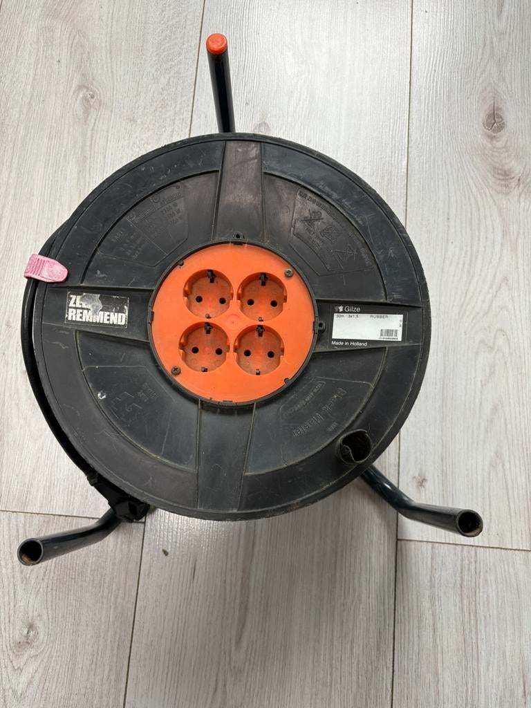 Haspel, Ophalen of Verzenden, Zo goed als nieuw, Kabel of Snoer