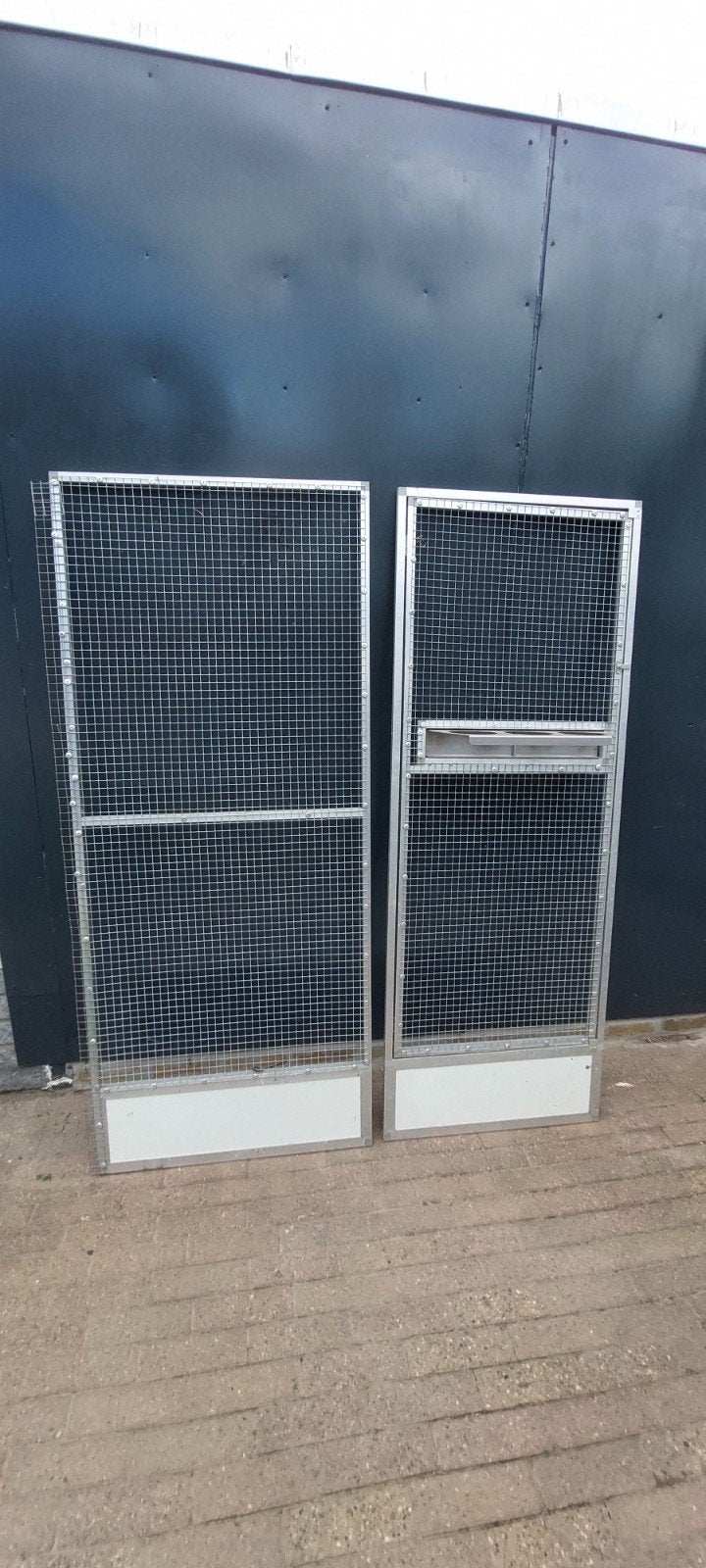 aluminium volièrepaneel met deur en voerplateau en één gewoo, Dieren en Toebehoren, Ophalen, Aluminium, Volière