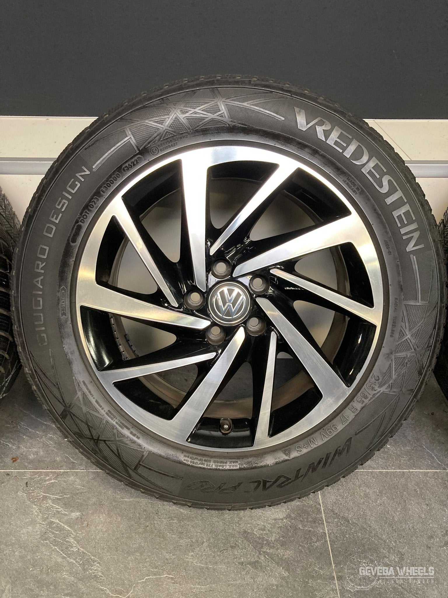 17” originele Volkswagen Tiguan 5NA velgen + winterbanden, -, -, Banden en Velgen, 17 inch