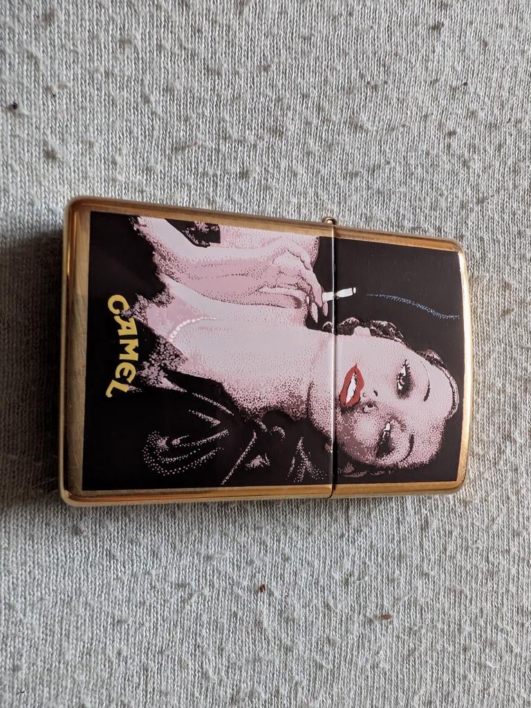 Zippo Camel nieuw, Verzamelen, Ophalen of Verzenden, Nieuw, Aansteker