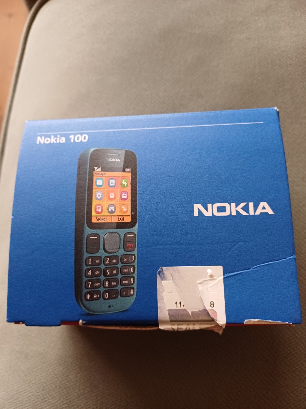 Telekom Nokia 100 als nieuw , voor een liefhebber van NOKIA., Ophalen, Nieuw, Zwart