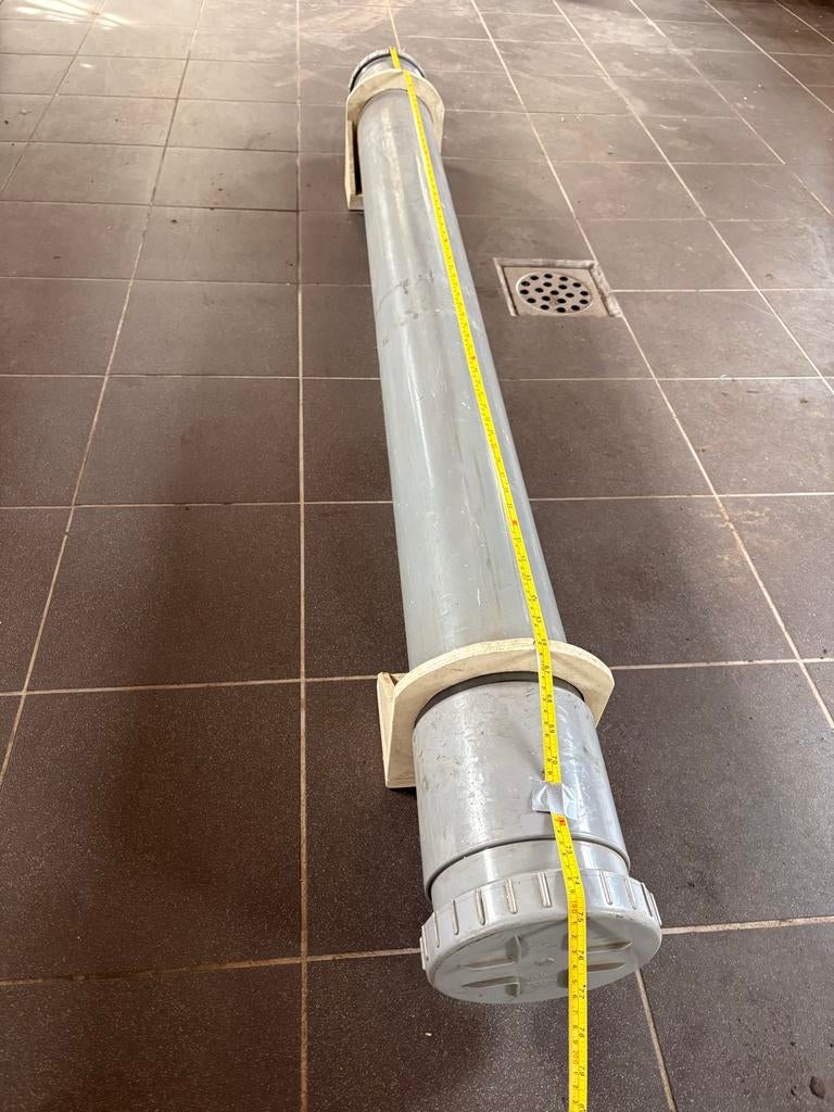 Buis voor onder caravan/camper. (Ruimte besparend), Ophalen, Gebruikt