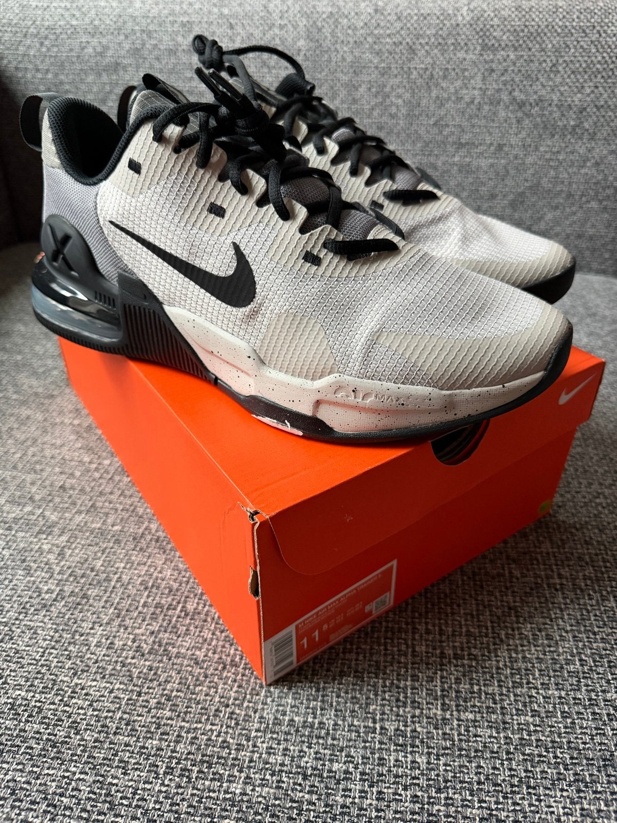 Nike Air Max Alpha Trainer 5 - Maat 45.5 - Nieuw, Overige kleuren, Sportschoenen, Nieuw, Ophalen of Verzenden