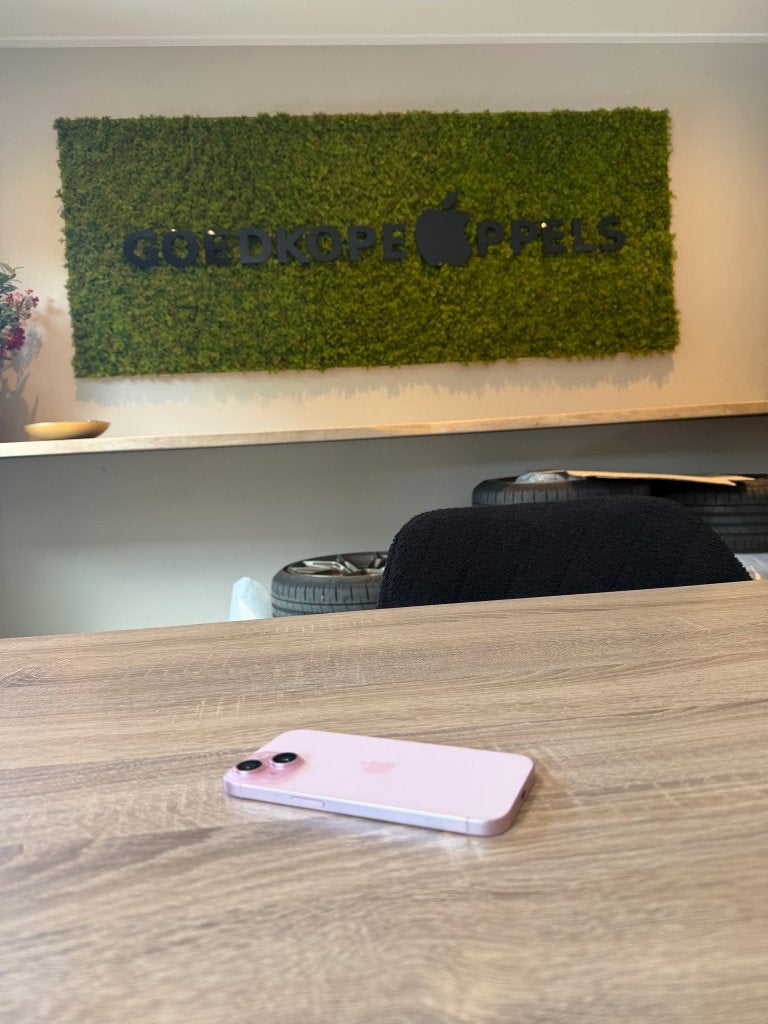 iPhone 15 256GB Roze | 88% accu, IPhone 15, Apple, Cupertino California, Zonder abonnement