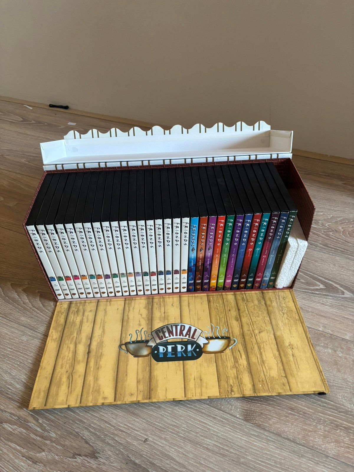 Friends televisieserie op dvd collectie, Ophalen, Zo goed als nieuw