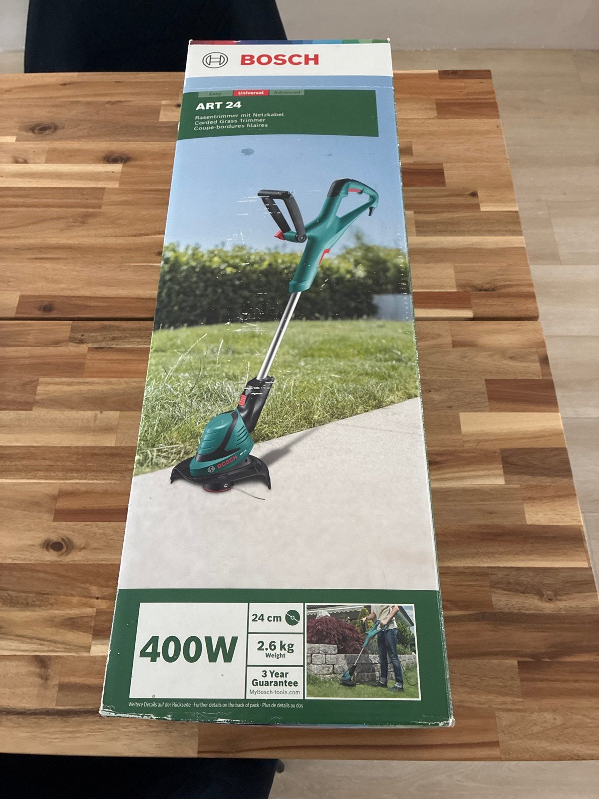 Bosch ART 24 elektrische grastrimmer 400W twv €84,95, Cirkelmaaier, Gebruikt, Elektrische grasmaaier, Minder dan 30 cm