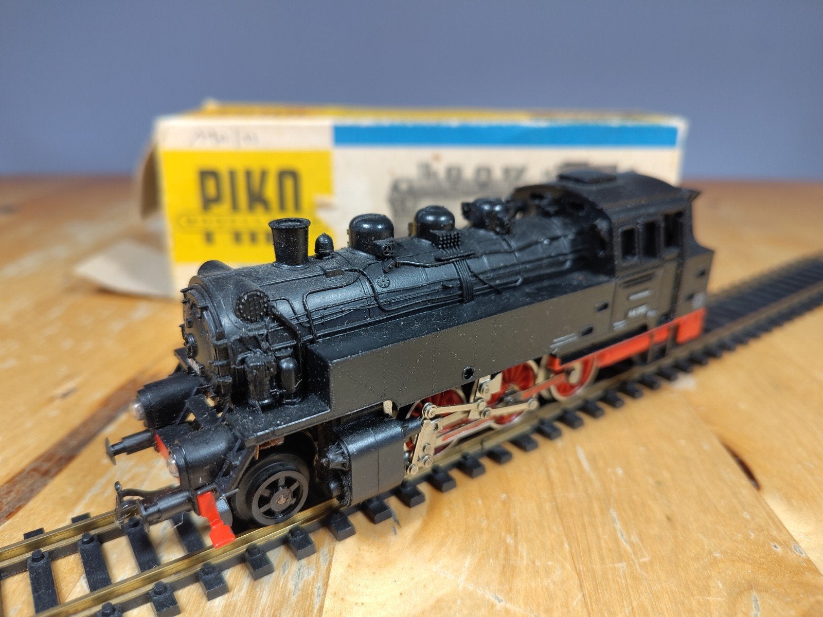 Piko 64180 stoomlok BR 64 met OVP, Gebruikt, Analoog, Gelijkstroom, Locomotief