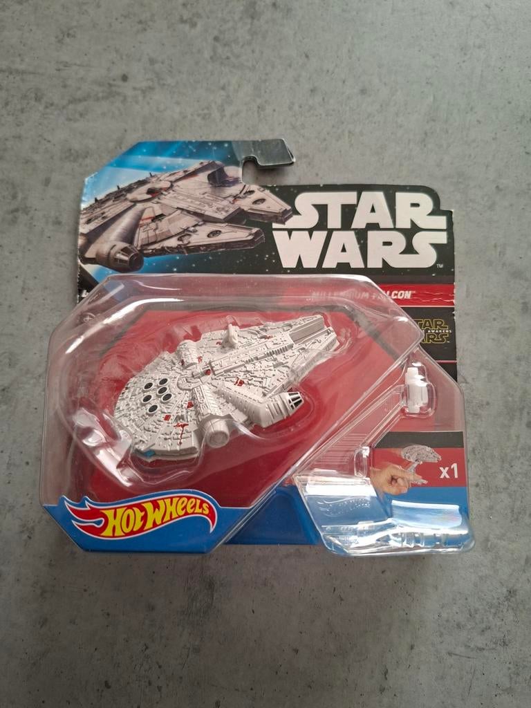 Hot Wheels Star Wars Millennium Falcon ruimteschip, Verzamelen, Star Wars, Nieuw, Actiefiguurtje, Ophalen