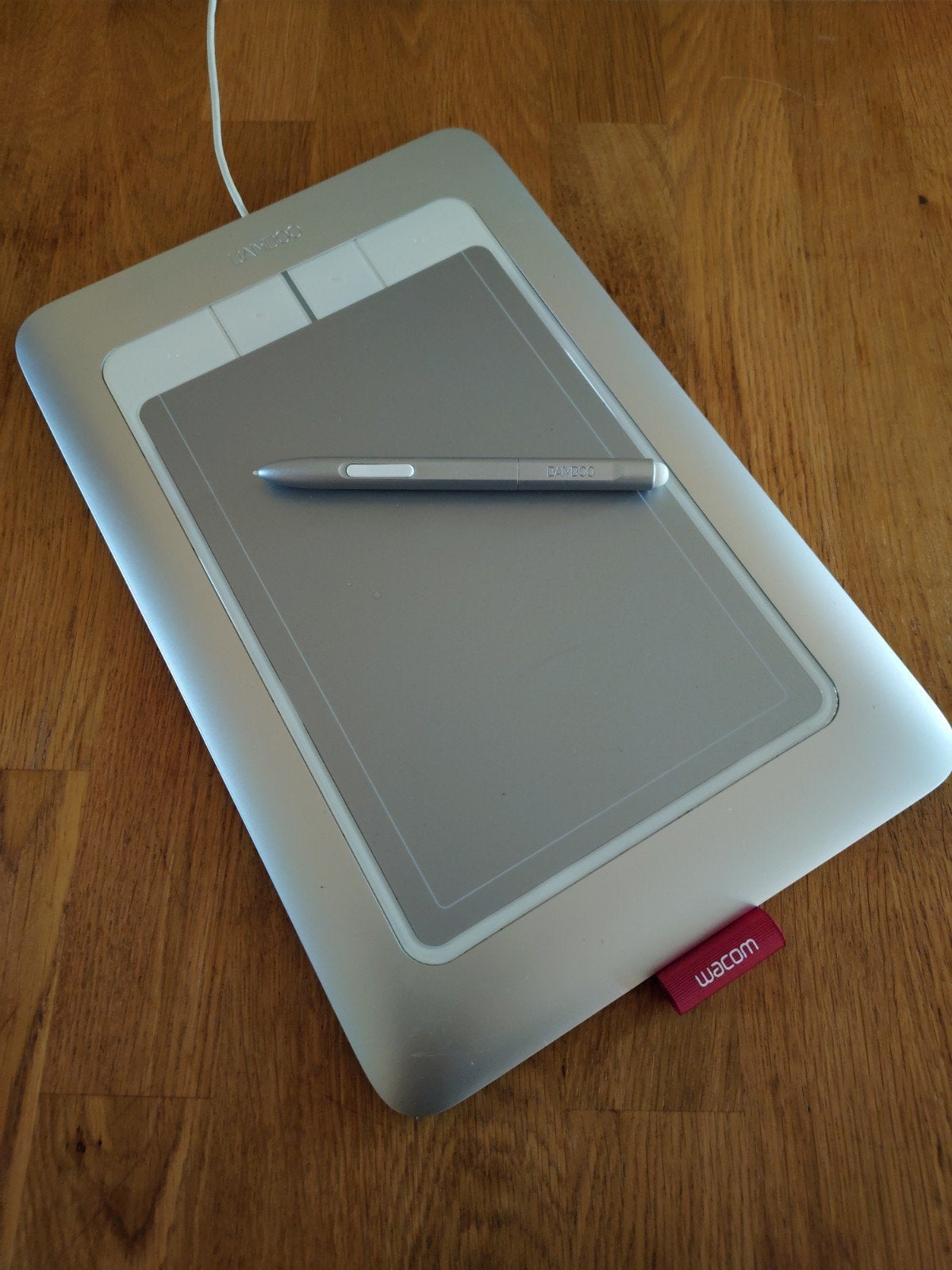 Wacom Bamboo Fun Pen & Touch CTH-661 tekentablet, Computers en Software, Multi-touch, Ophalen of Verzenden, Zo goed als nieuw