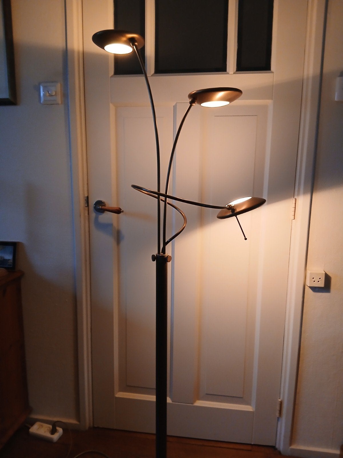 Moderne bronzen vloerlamp met 3 verstelbare spots, Ophalen, E14 (klein), Zo goed als nieuw, Metaal