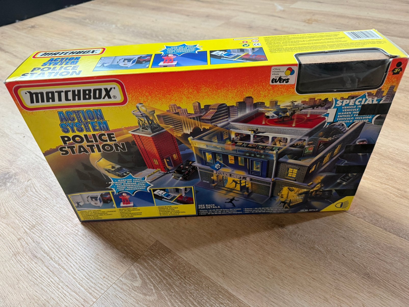 Matchbox politiebureau (zonder autootjes), Ophalen, Gebruikt
