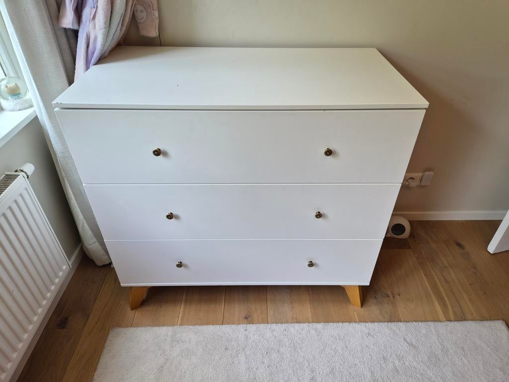 Witte commode TWF Fjord met 3 lades en bijhorende muurplank, Ophalen, Gebruikt, Overige materialen