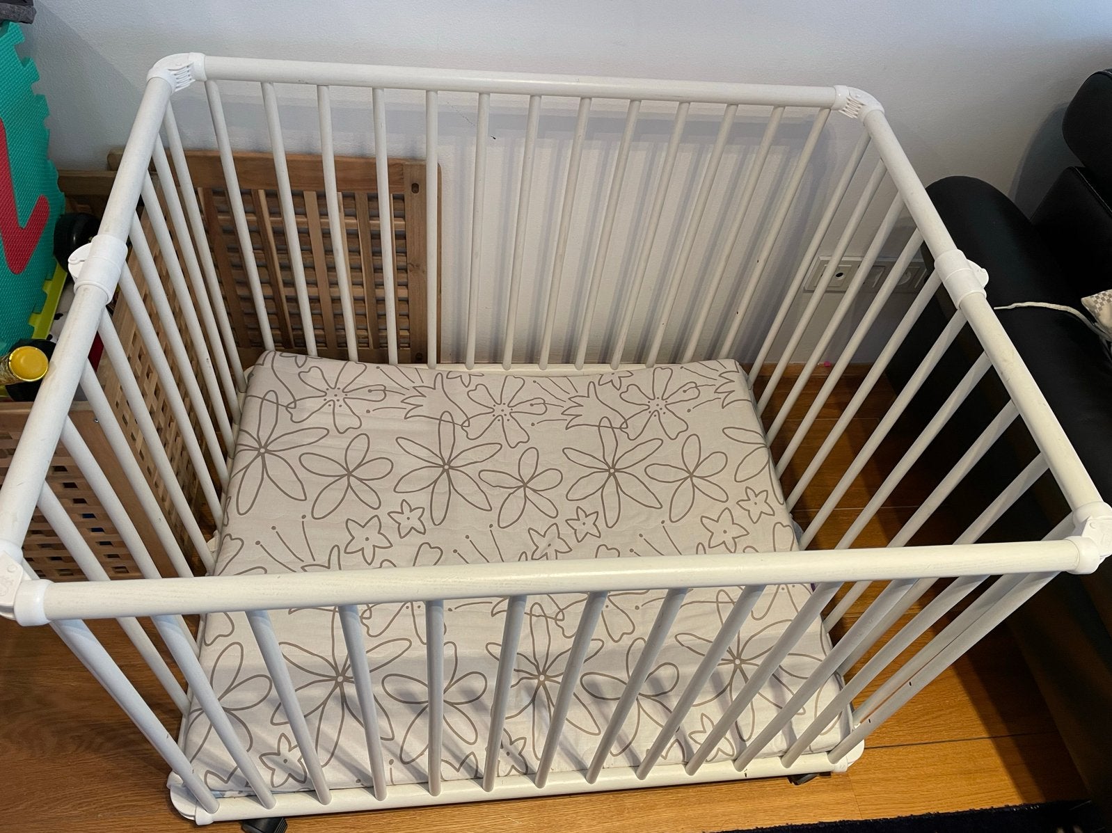 Geuther Box met matras en boxkleed, Kinderen en Baby's, Ophalen, Gebruikt, Rechthoekig, Boxkleed