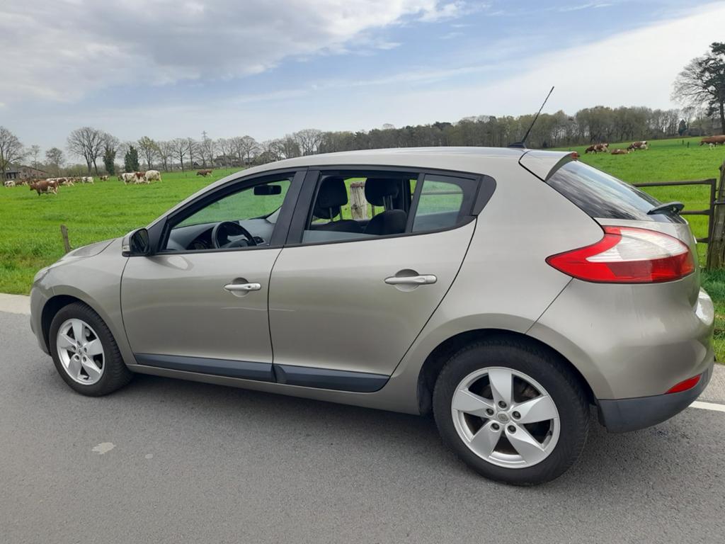 Renault Mégane 1.4 TCE 131PK+6 bak 139771km+boekjes 2011, Auto's, Renault, Voorwielaandrijving, 4 cilinders, Beige, Origineel Nederlands