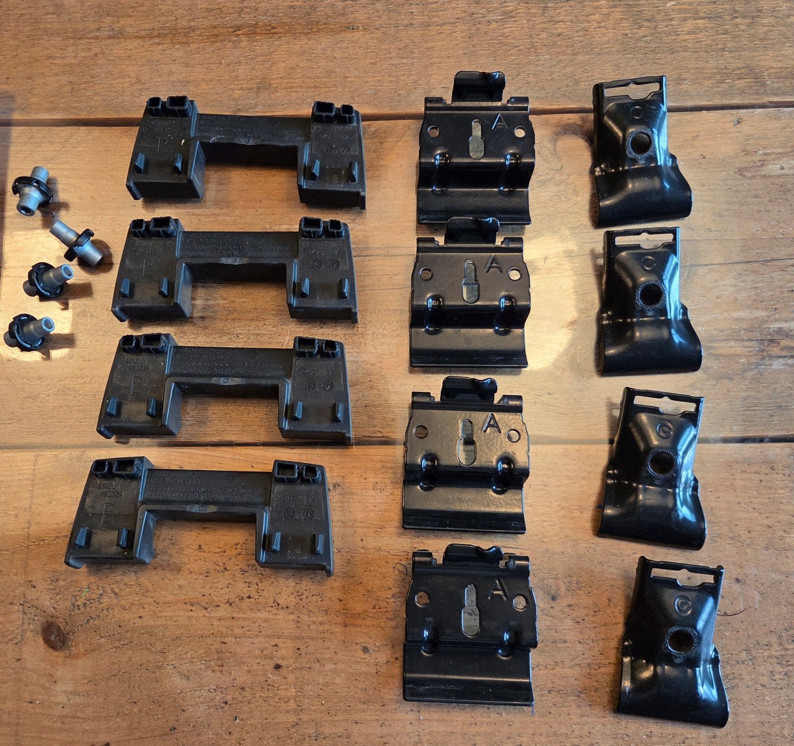 Thule Kit 186013 Kia/Hyundai, Auto diversen, Ophalen, Zo goed als nieuw
