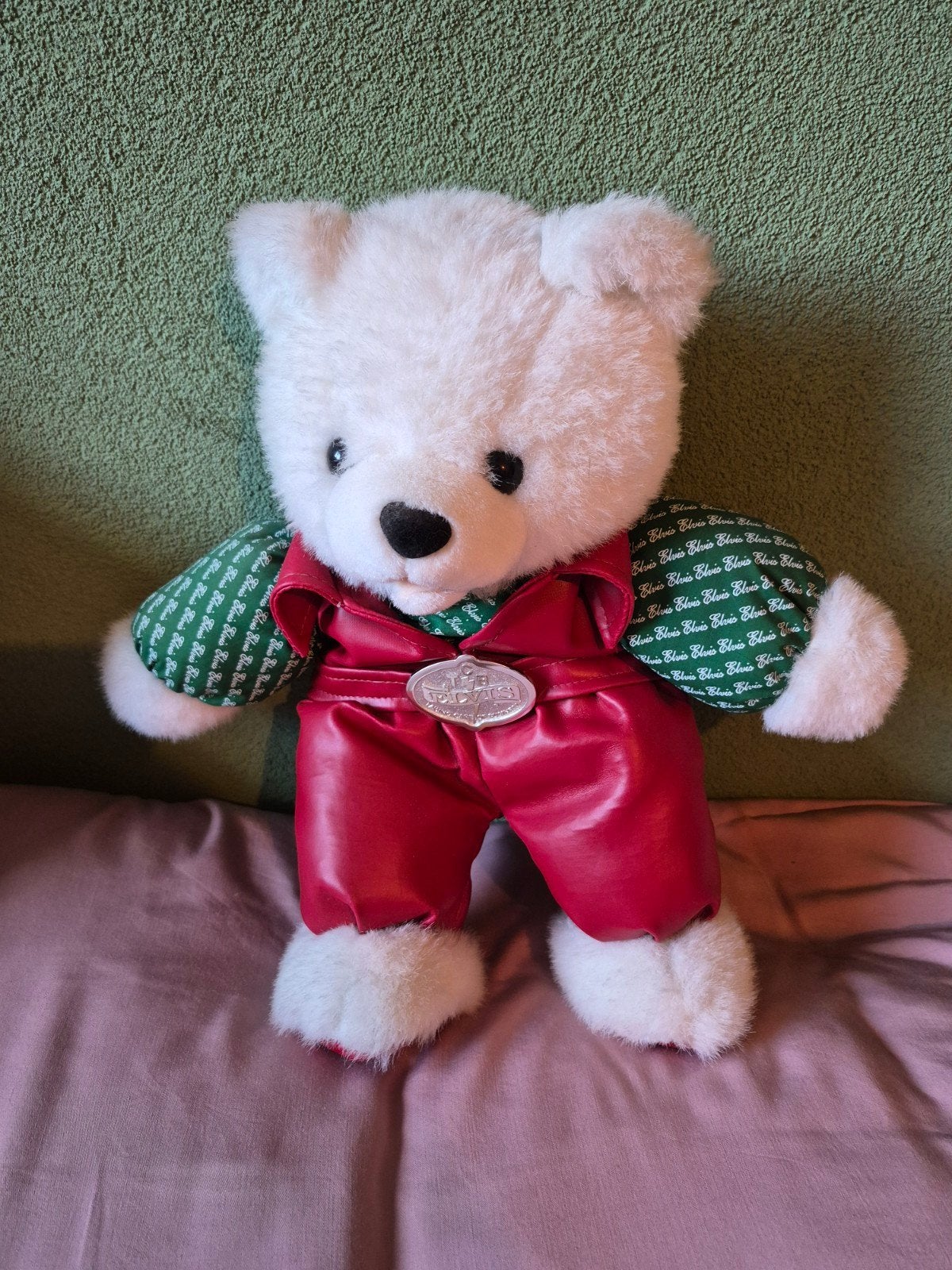 Witte teddybeer met rode en groene kerstoutfit, Ophalen, Overige merken, Overige karakters, Beer