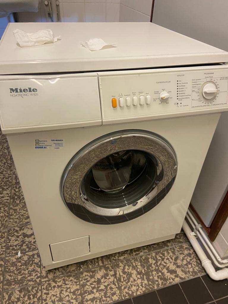 Miele Washing machine, Witgoed en Apparatuur, Wasmachines, Ophalen of Verzenden, Zo goed als nieuw, 1200 tot 1600 toeren, 85 tot 90 cm