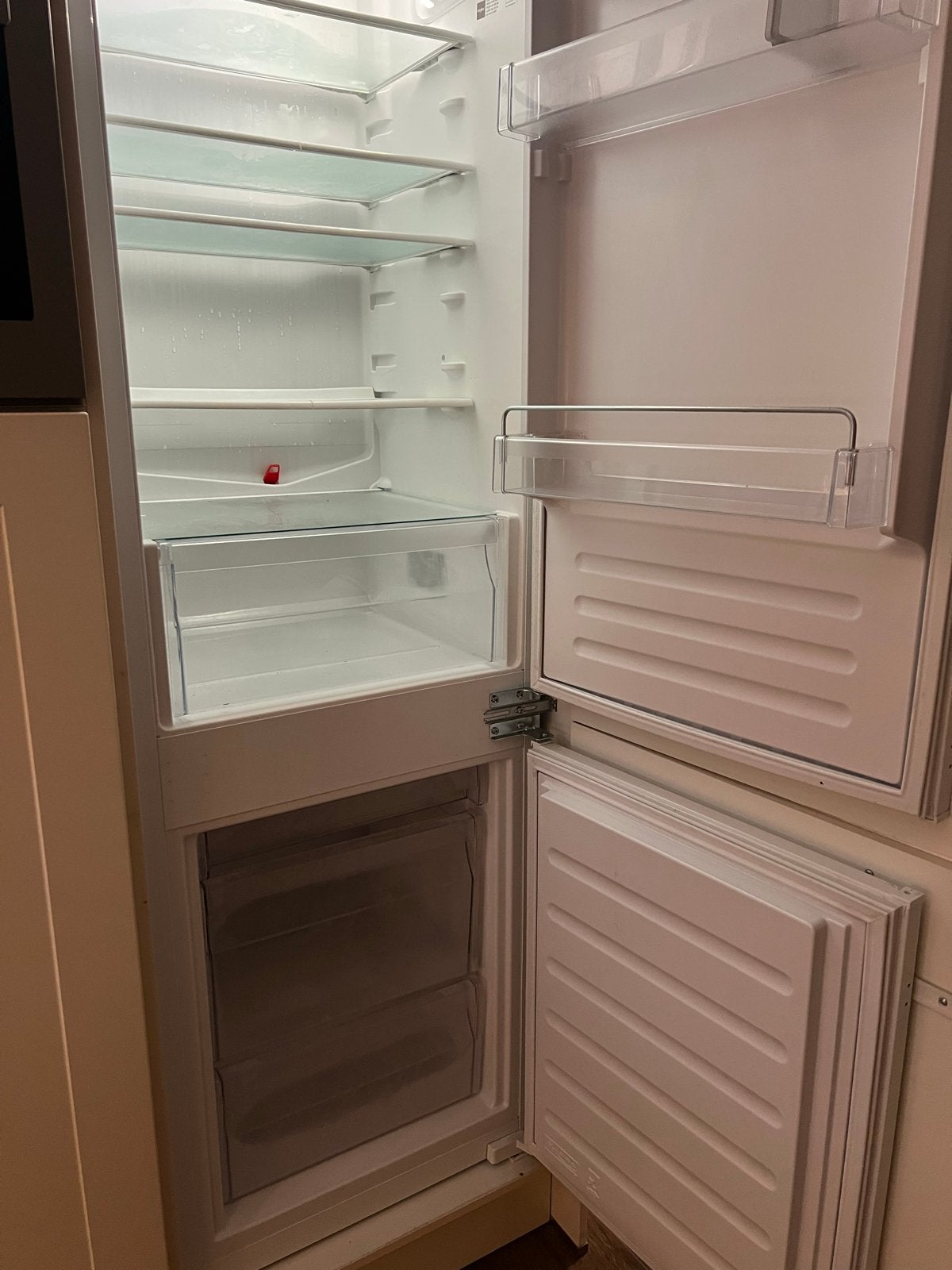 Whirlpool inbouw koelkast met vriesvak, Ophalen, 150 tot 200 liter, Gebruikt, 60 cm of meer