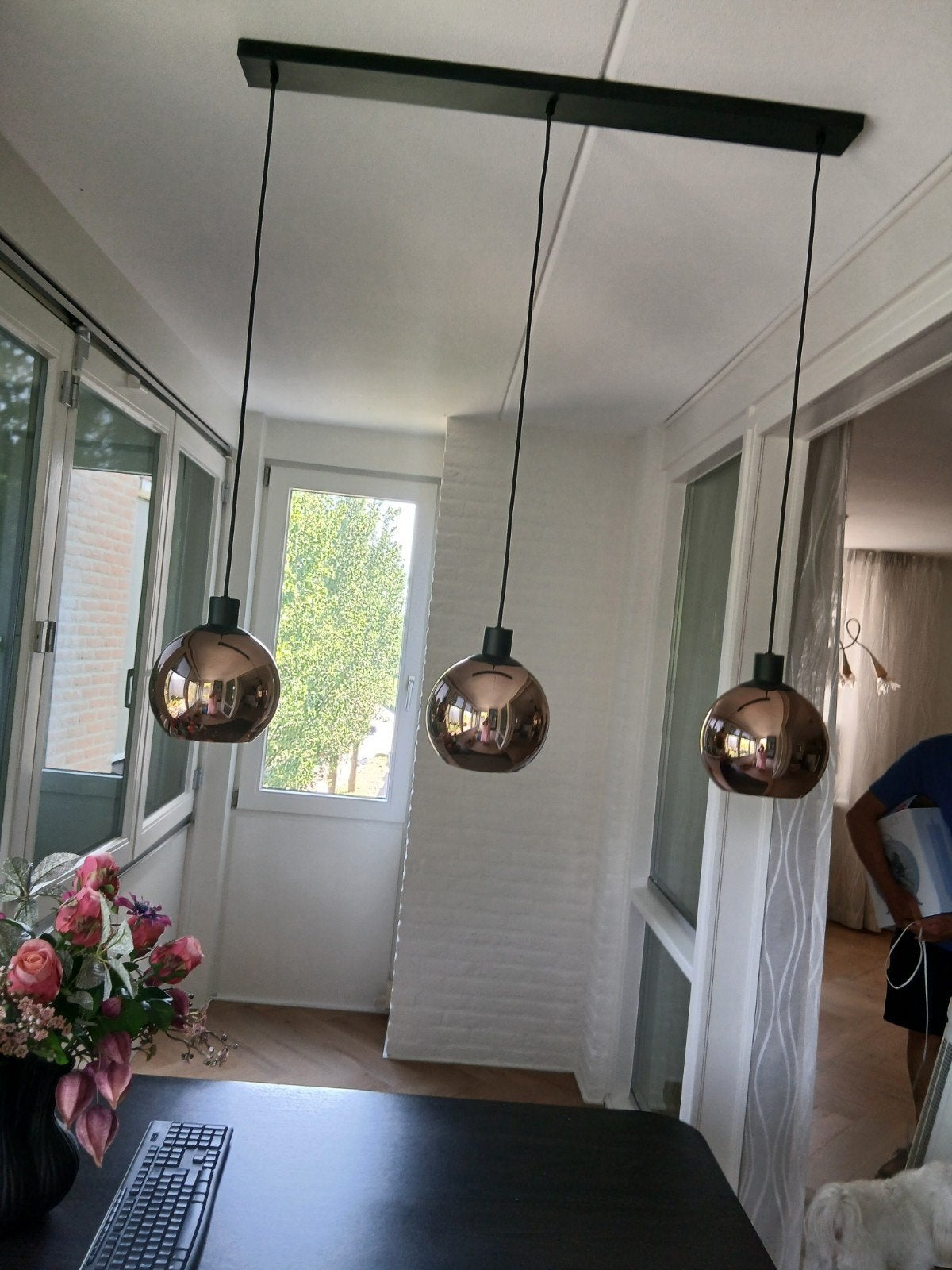 Mooie lamp met 3 glazen bollen, Huis en Inrichting, Lampen | Hanglampen, Ophalen, Gebruikt, Glas, Modern