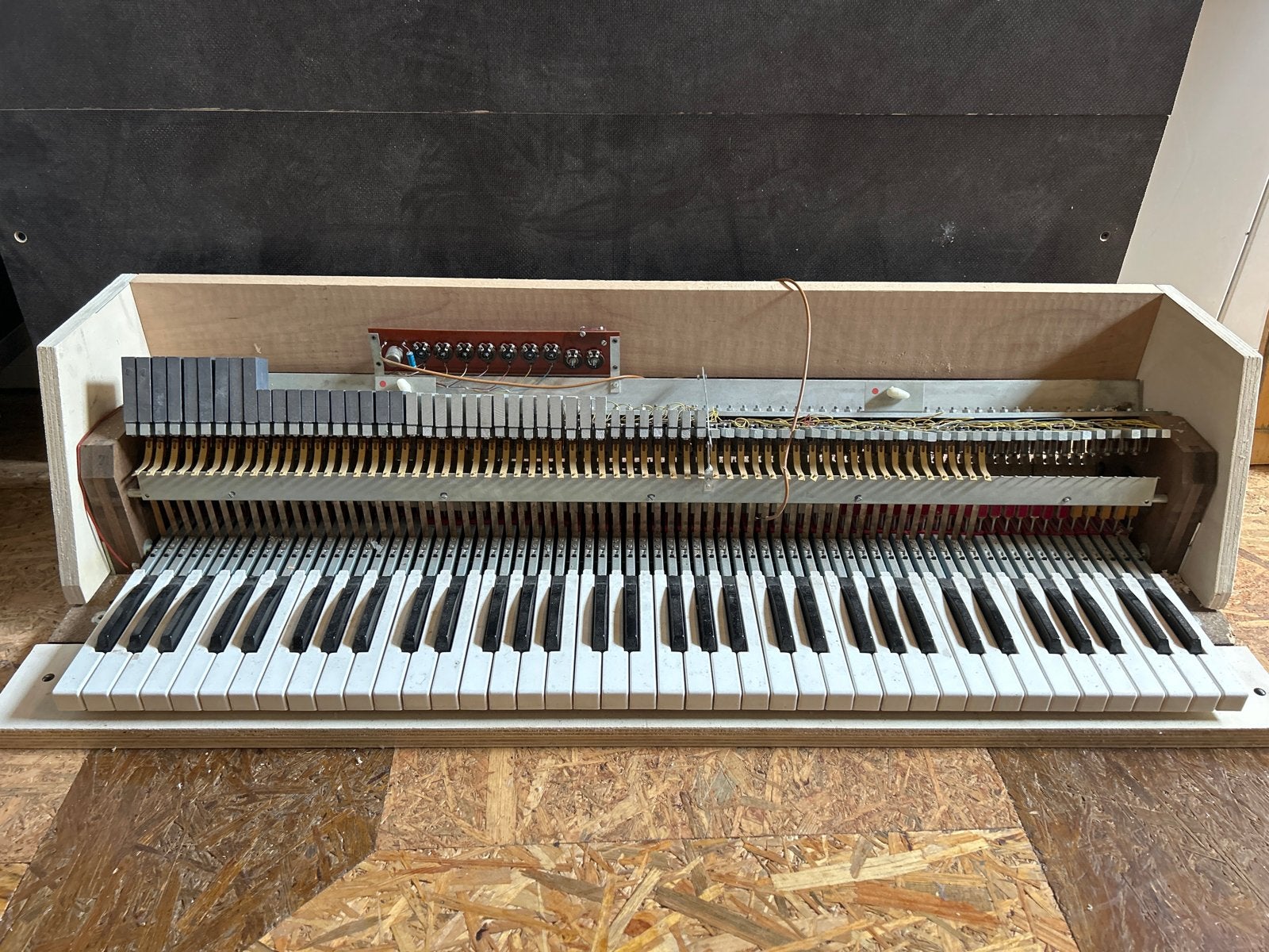DIY Fender Rhodes project: Hohner Electra binnenwerk, Muziek en Instrumenten, Keyboards, Ophalen, Gebruikt, Overige aantallen