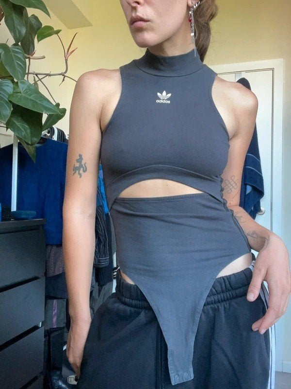 Adidas Cut-Out Body, Zwart Grijs, maat D38, Kleding | Dames, Maat 38/40 (M), Zwart, Fitness of Aerobics, Gedragen