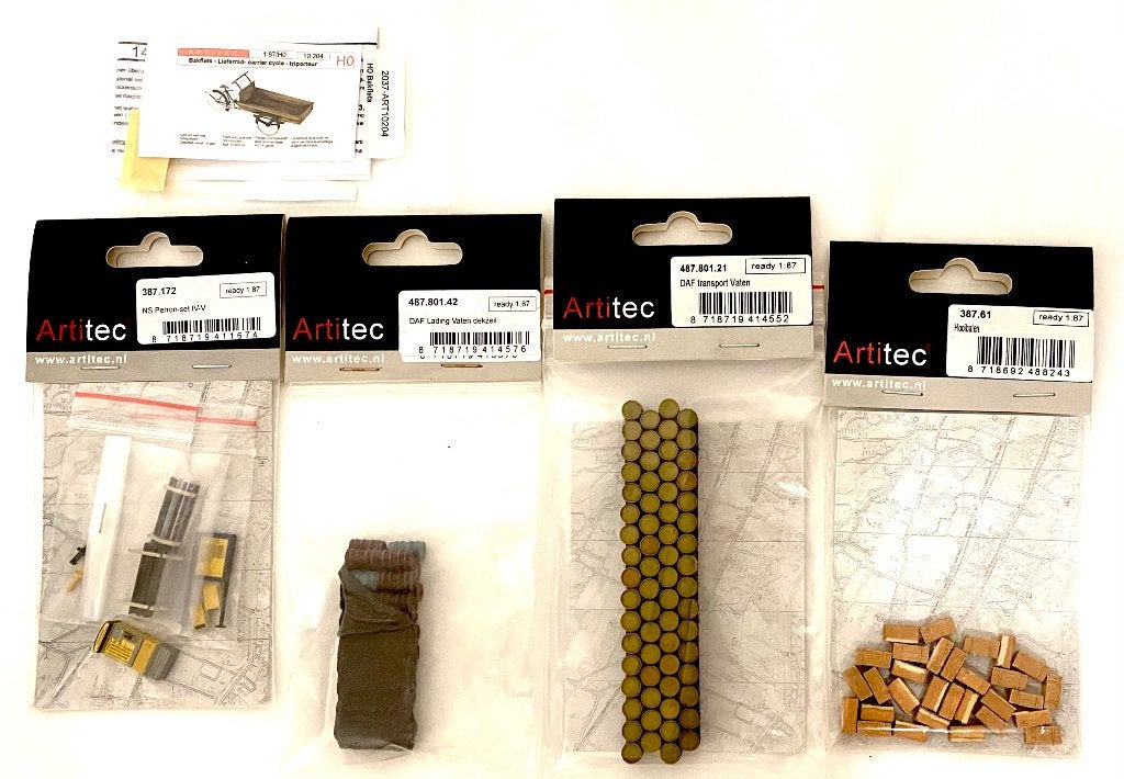 Artitec accessoires o.a. een perronset H0, Hobby en Vrije tijd, Overige merken, Gelijkstroom of Wisselstroom, Overige typen, Nieuw