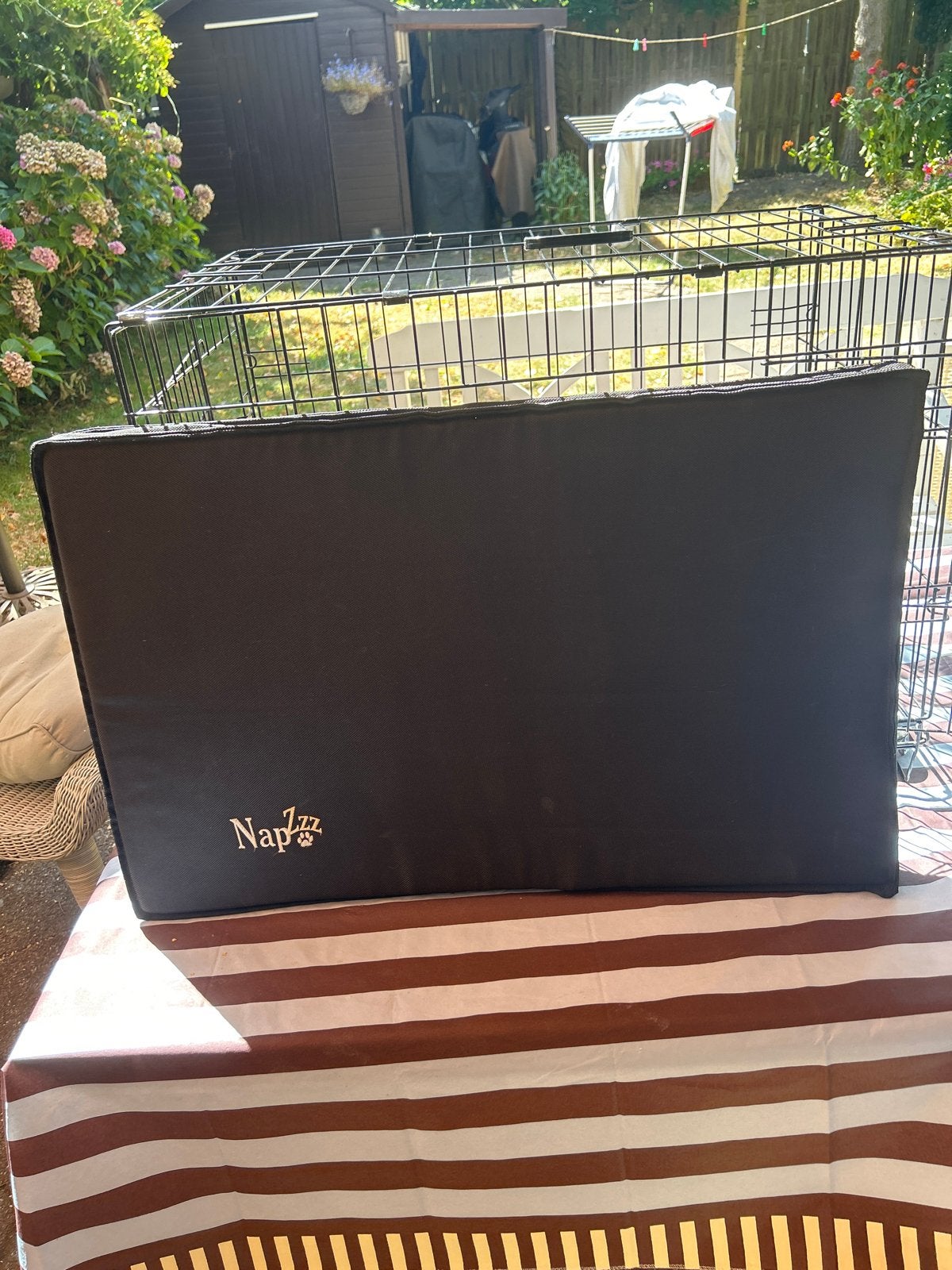 Adori premium bench tweedeurs met Napzzz kussen, Dieren en Toebehoren, Ophalen, Zo goed als nieuw