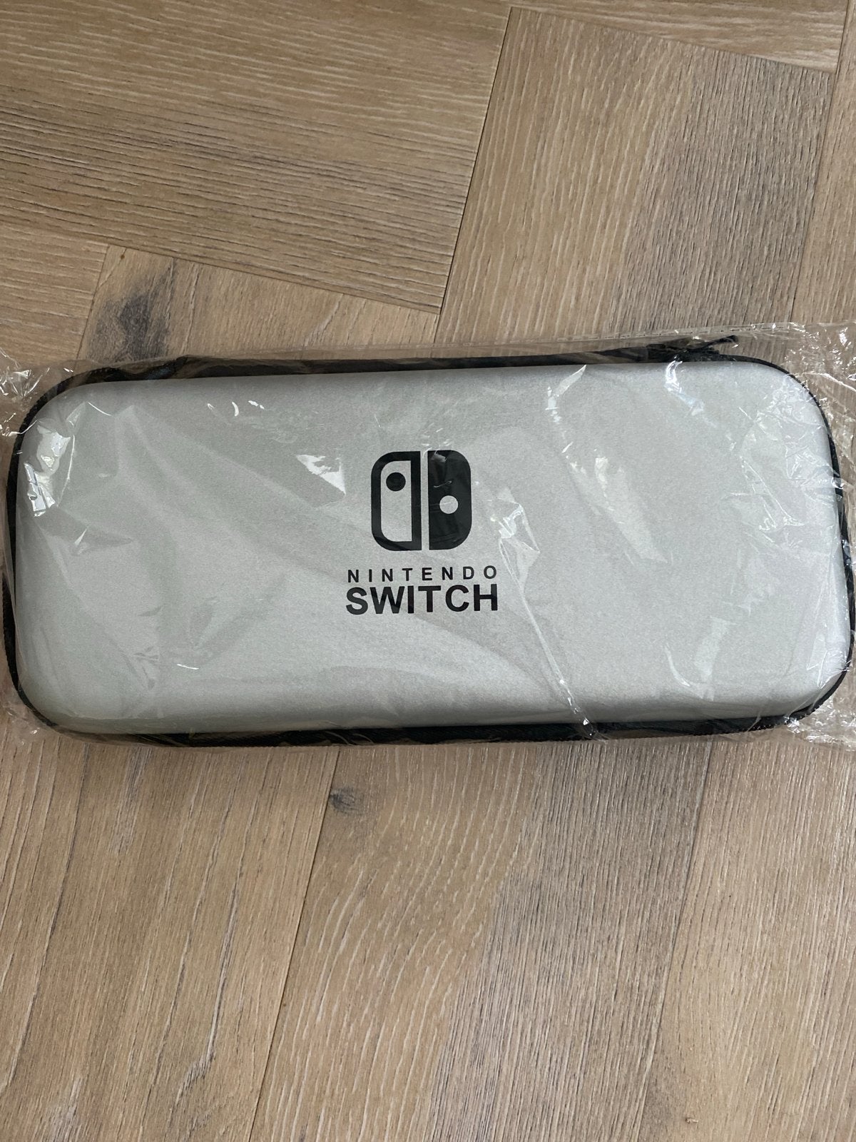 Nintendo Switch beschermhoes - Nieuw in verpakking, Ophalen of Verzenden, Nieuw, Zonder controller, Switch Original